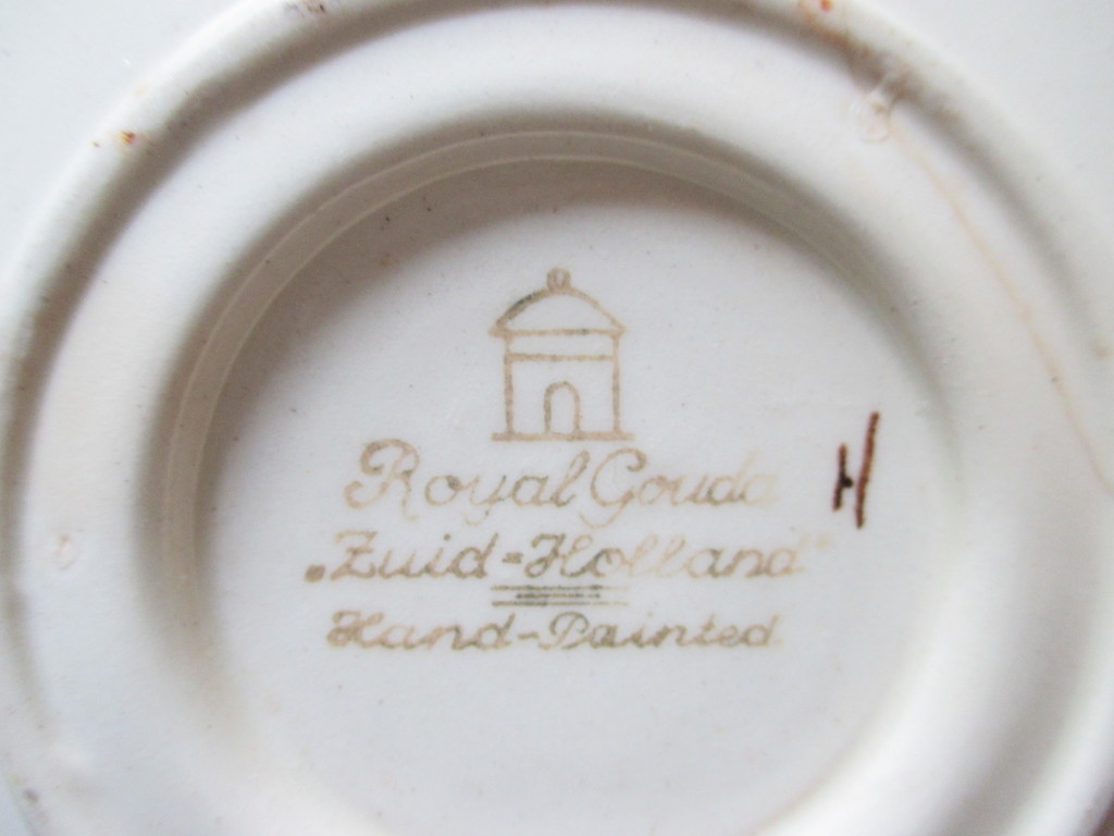 Royal Gouda, Zuid Holland - soepkom met handgeschilderde decoratie kopen? Bied vanaf 10!