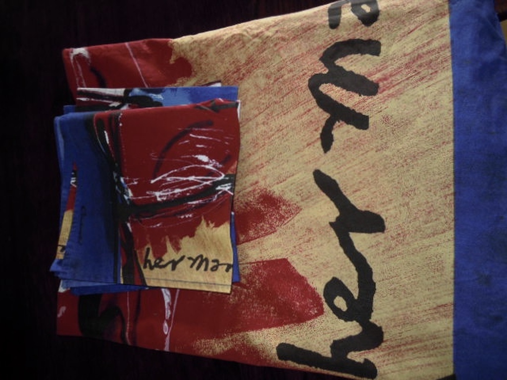HERMAN BROOD tafelkleed met 5 servetten 200 x 135cm  kopen? Bied vanaf 25!