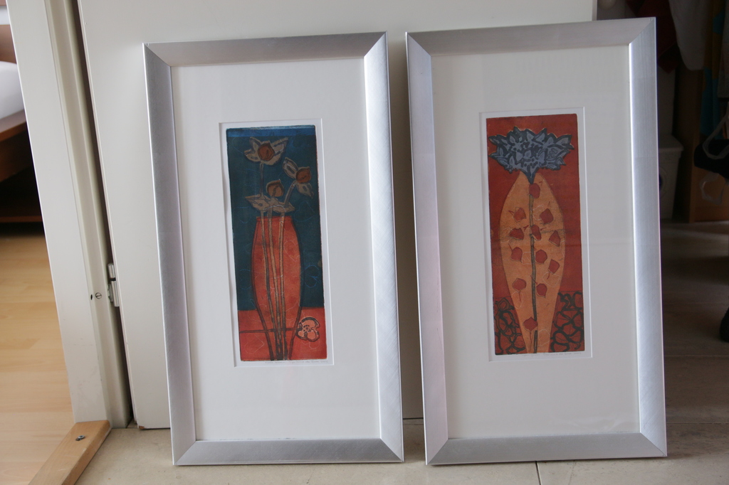 Lukie de Bree - 2 tekeningen uit 2002 'Open Gaan' en 'Rode Bloem' kopen? Bied vanaf 100!