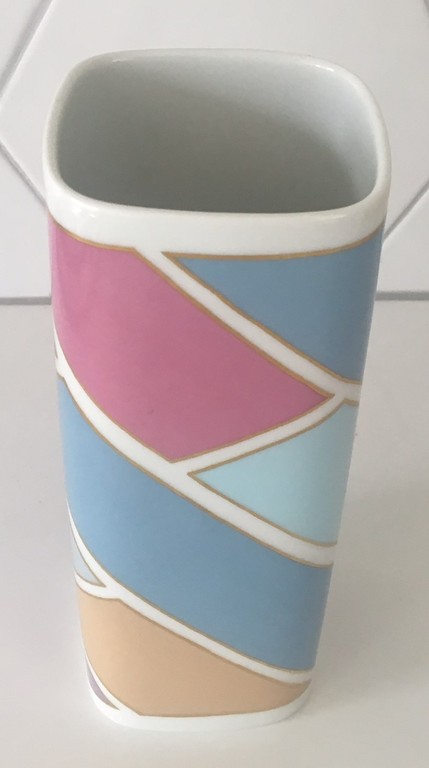 Rosamunde Nairac voor Rosenthal Studio Linie- porseleinen pop-art vaas kopen? Bied vanaf 1!