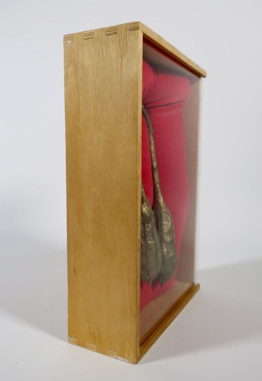 Antonie Eikemans: Bronzen beeld in kist, Hangvrucht kopen? Bied vanaf 1!