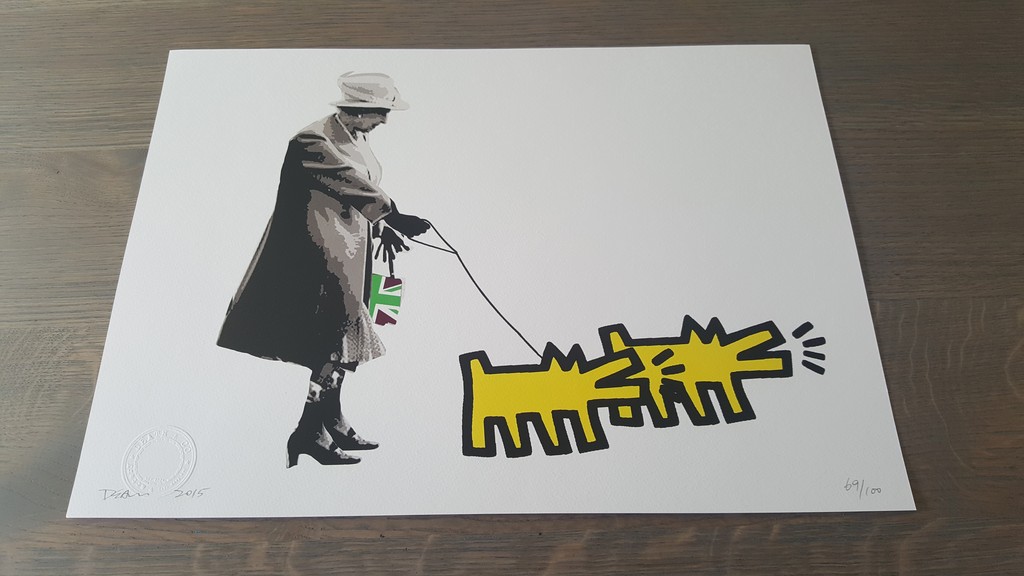 Queen Dog 2 kopen? Bied vanaf 25!