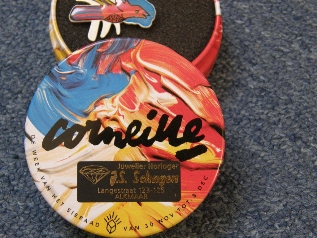 Corneille: Broche kopen? Bied vanaf 50!