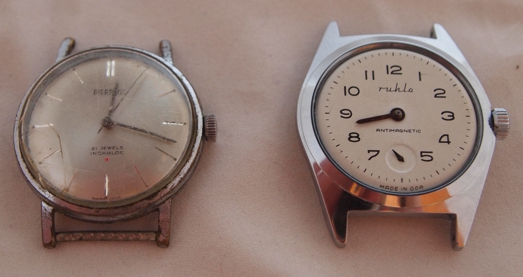 twee vintage 'klus' heren horloges; Pierpont 21 jewels autom. & Ruhla mechanisch kopen? Bied vanaf 1!