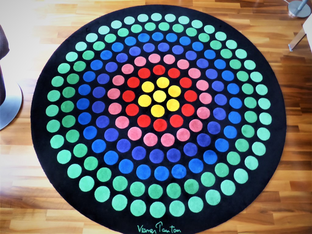 Verner Panton  Heel zwaar dicht wollen vloerkleed Doorsnede 2 meter kopen? Bied vanaf 895!