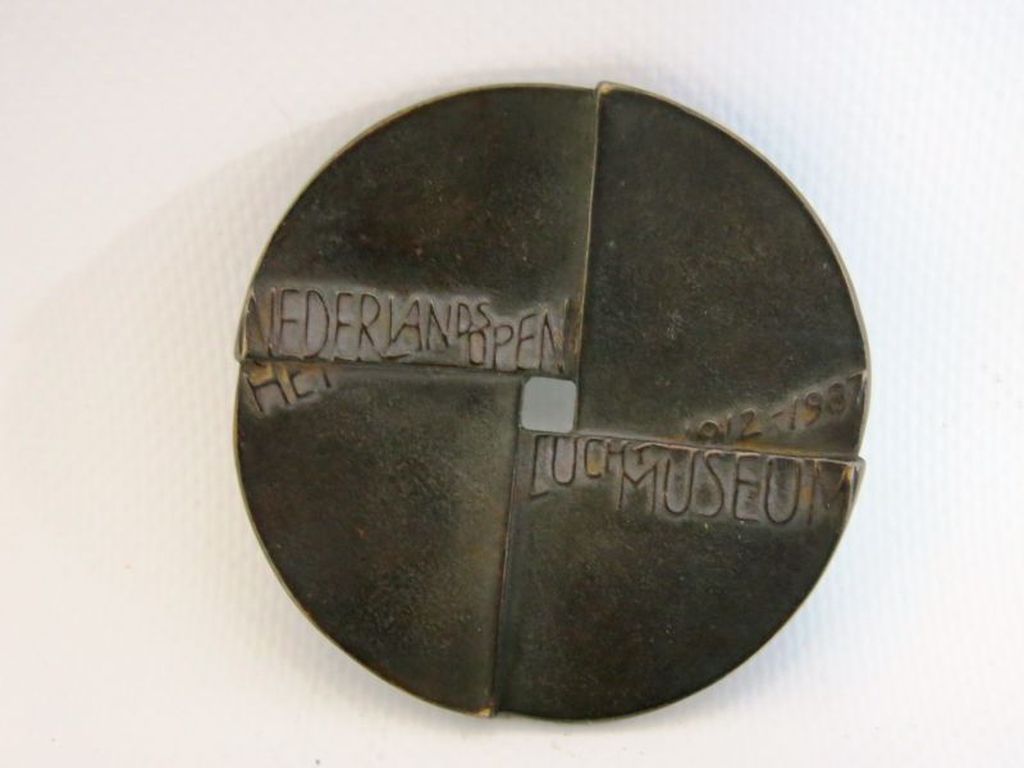 Jannes Limperg, bronzen penning 'Het Nederlandse Openluchtmuseum' kopen? Bied vanaf 20!