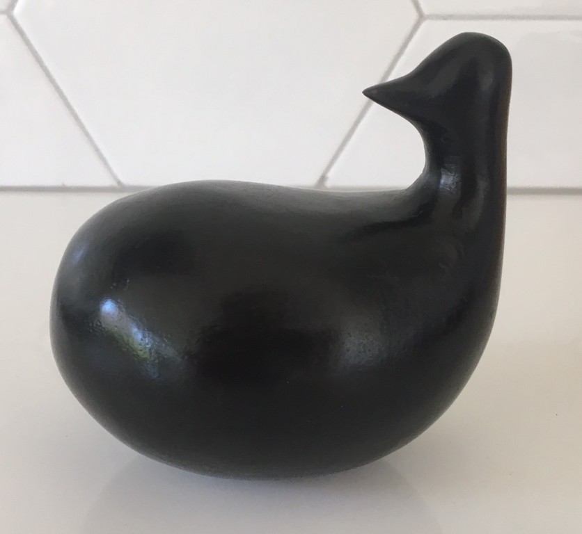 Twee abstract zwart houten figuren van eenden kopen? Bied vanaf 20!