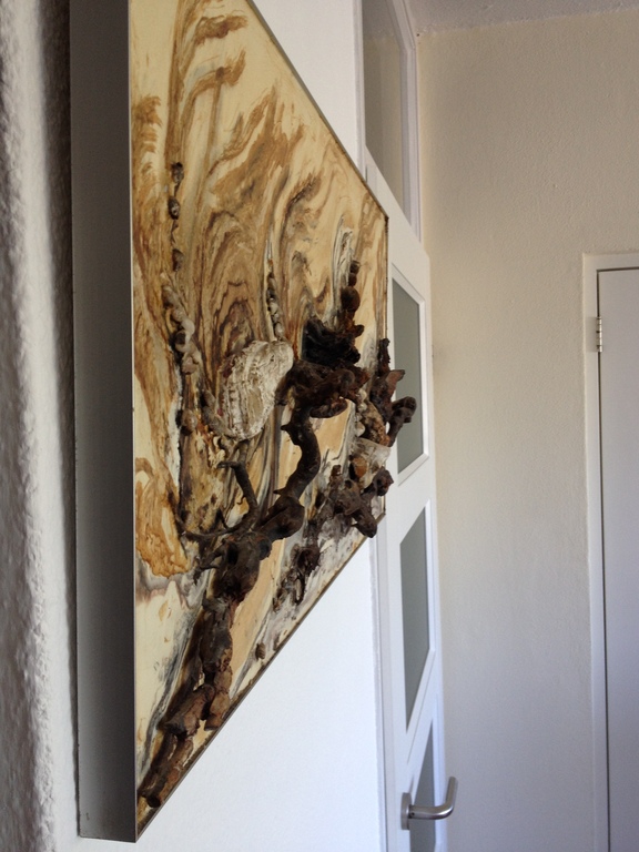 Jeanine Veldman '77 80,5x40,5x8 gemengd olie, steen, schelpen, hout schilderij kopen? Bied vanaf 45!