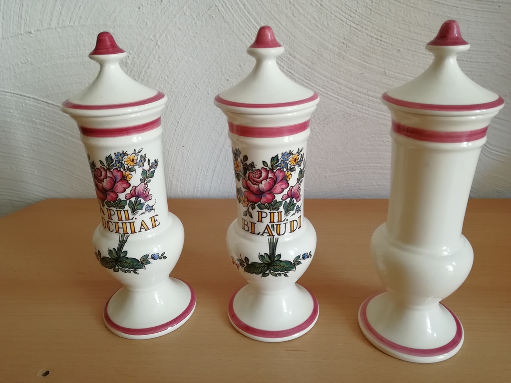 3 apothekers potten van interpharm unicum - made in Holland - perfecte staat kopen? Bied vanaf 15!