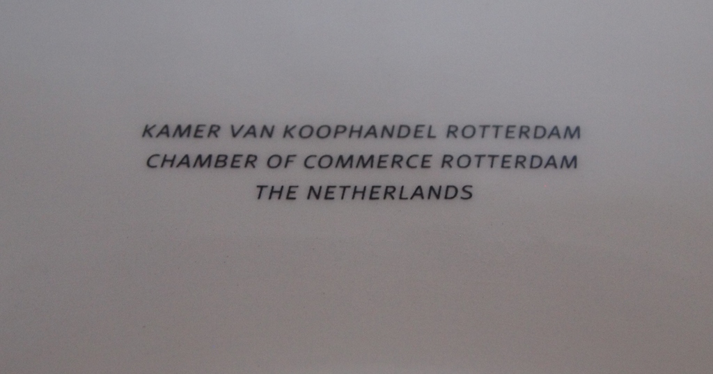 Kommer Kors voor KvK Rotterdam - platelen kleeurijk gedecoreerde schaal met zilv kopen? Bied vanaf 15!