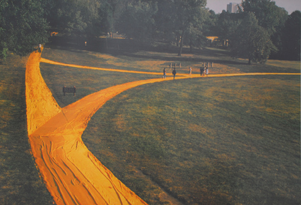 Wrapped Walk Ways by Christo verkocht voor € 35!