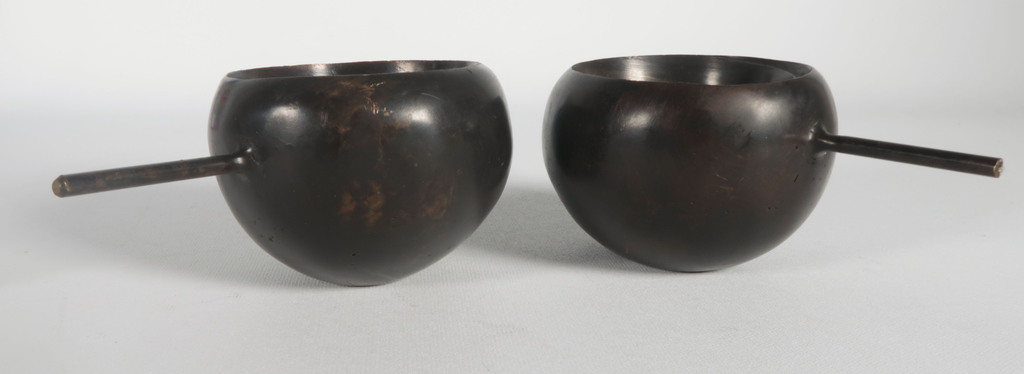 Onbekende kunstenaar: 2x Brons, Z.T. (Sjoerd Buisman?) kopen? Bied vanaf 1!