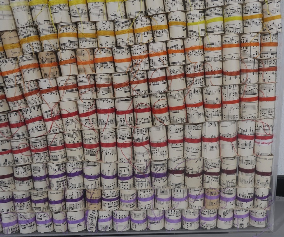 Stef Kreymborg: Bladmuziek en garen, Ingewikkelde muziek II - Ingelijst kopen? Bied vanaf 250!