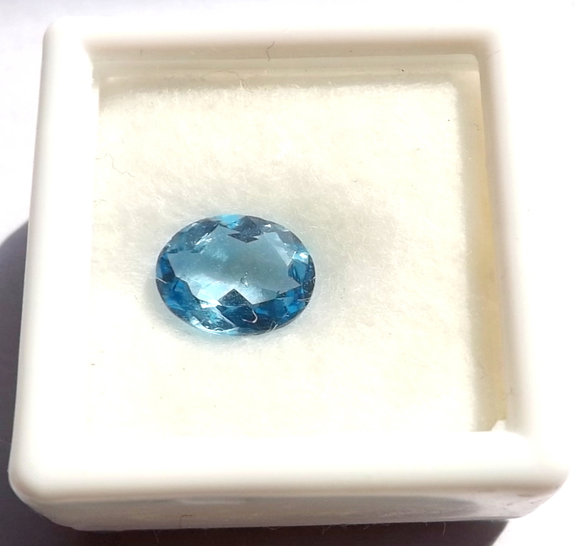 AcheterGecertificeerde London Blue Topaz - 2.41 kt.? Enchérissez de 1!