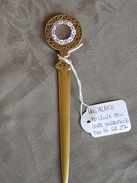 Open envelop met vergrootglas en Murrina veneziana kopen? Bied vanaf 17!