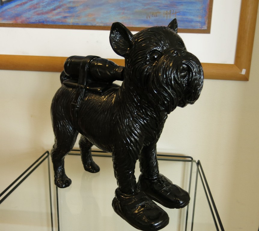 William Sweetlove: Hars, Cloned Griffon Bruxellois with pet bottle kopen? Bied vanaf 450!