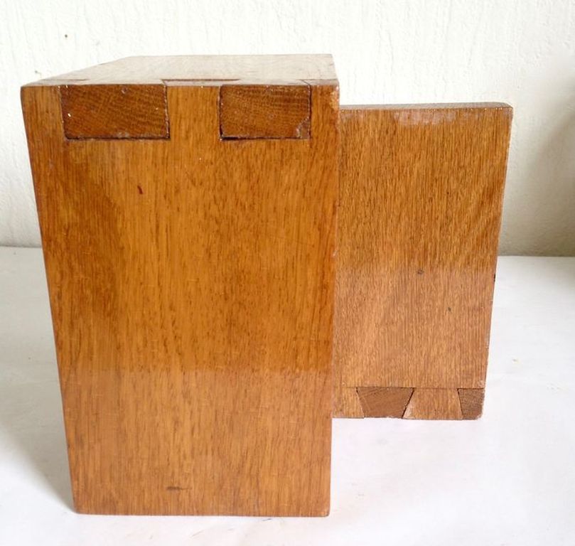 Twee modernistische 'De stijl' boekensteunen - ca. 1920, Den Haag kopen? Bied vanaf 19!