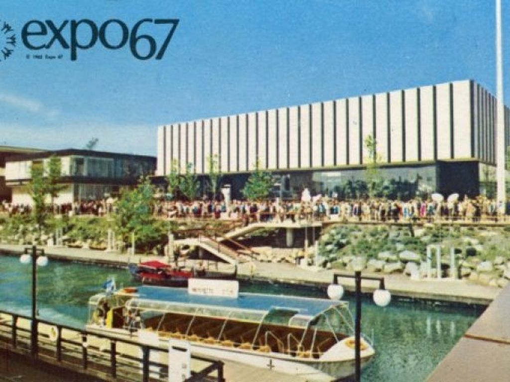 Jan Gabrhel. UFO-vaas. WORLD-EXPO  Montreal. 1967. Chlum u Trebone. kopen? Bied vanaf 119!