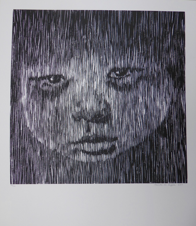 Portret van Mariska van Duffelen.  kopen? Bied vanaf 1!