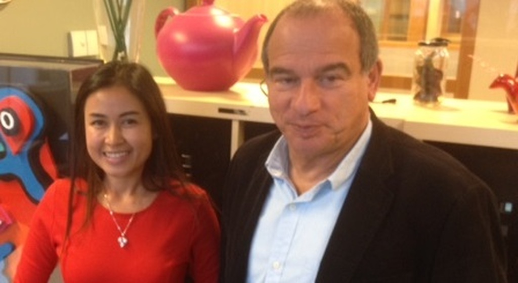 Roja Ting, 3 D sculptuur op voet inc.perspex box en certificaat. Zeer kleurrijk kopen? Bied vanaf 1250!