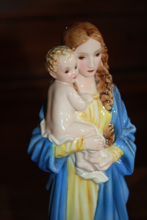 MADONNA EN KIND  - WIEN KERAMIEK kopen? Bied vanaf 90!