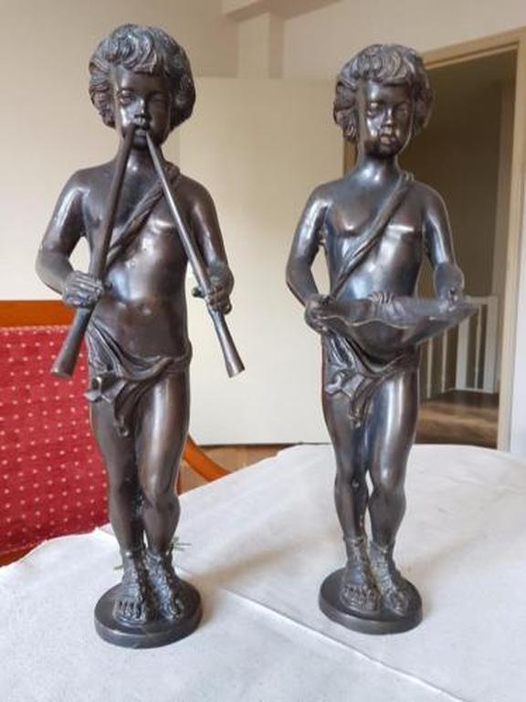 Twee oude bronzen eind 800 kopen? Bied vanaf 120!