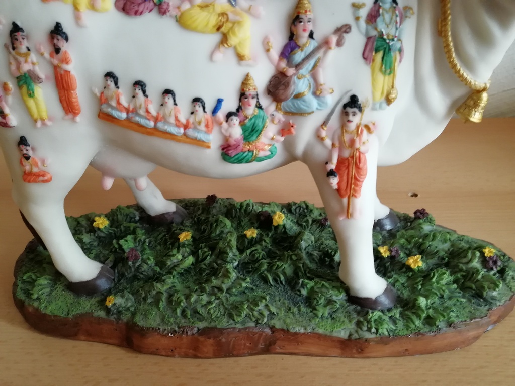 prachtig beeld van de Hare Krishna koe - uiterst zeldzaam - Hare Krishna kopen? Bied vanaf 1!