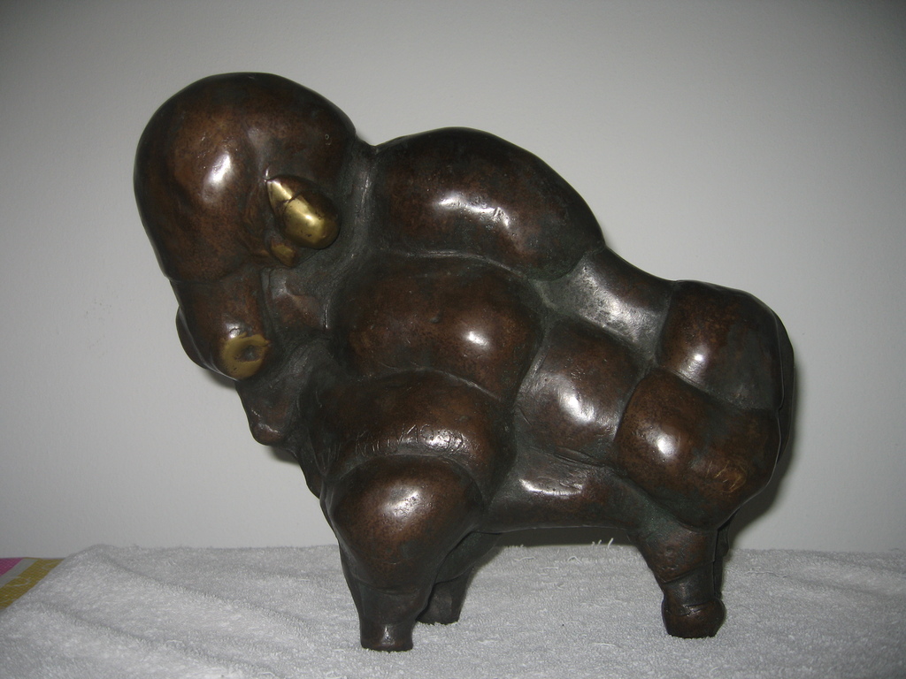 Theo Mackaay - Bronzen beeld - Bizon verkocht voor € 500!