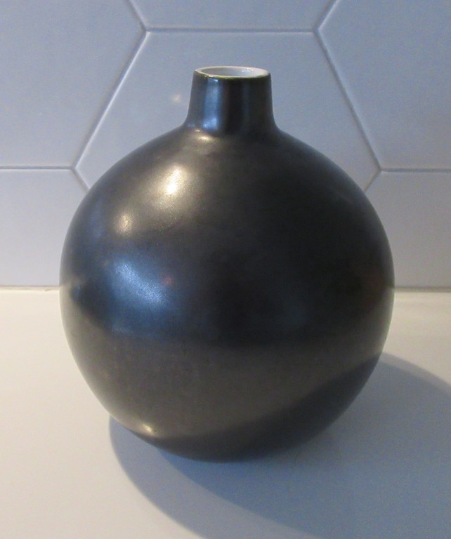 Vorm Keramiek Doetinchem - Antraciete Bolvaas kopen? Bied vanaf 15!