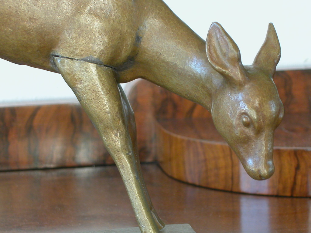 Hertje.B.Butzke.Brons circa 1920. kopen? Bied vanaf 90!