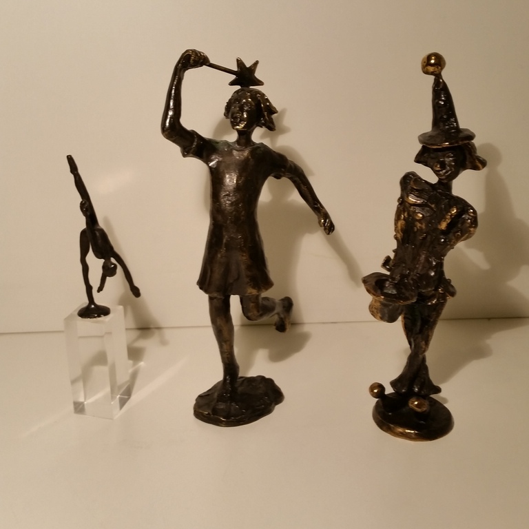 CORRY AMMERLAAN VAN NIEKERK,  3 bronzen beeldjes Artihove kopen? Bied vanaf 40!