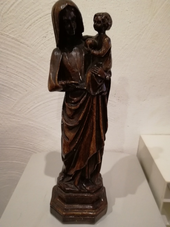 Niet of onleesbaar gesigneerd - prachtig antiek Maria beeld met kind ...