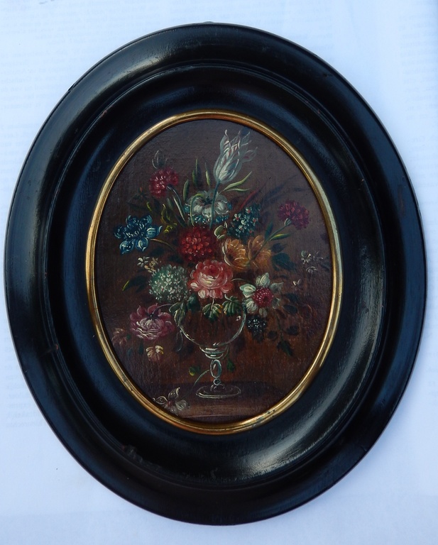 Bloemstilleven in een rijk gevulde vaas Miniatuur ovaal eiken paneel 1750 verkocht voor € 350!