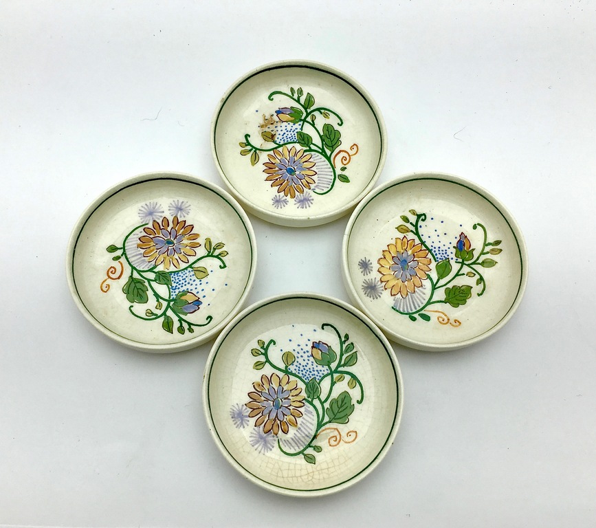 Plateelbakkerij Zuid-Holland Polychrome beker, petit-four schaaltjes 'Juliette' kopen? Bied vanaf 1!