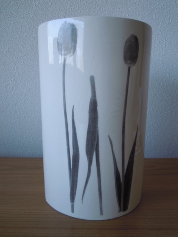 Grote keramiek vaas MANITA KIEFT 1961 - 28 cm hoog in perfecte staat.  kopen? Bied vanaf 25!