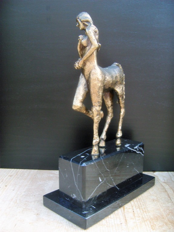 Onbekende kunstenaar: Zeer fraai bronzen beeld van een centaur. kopen? Bied vanaf 135!