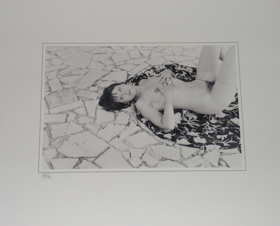 Corneille  -  piezofoto  -  naakt kopen? Bied vanaf 1!