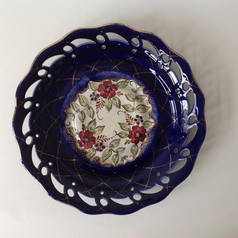 Schaal  Flora Gouda Holland  blauw met goud   model 124 kopen? Bied vanaf 10!