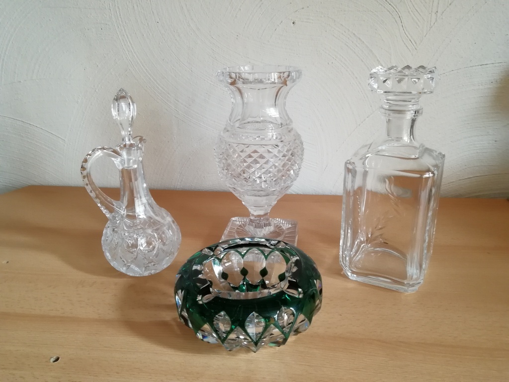 prachtig lotje kristal waaronder Val Saint Lambert kopen? Bied vanaf 1!