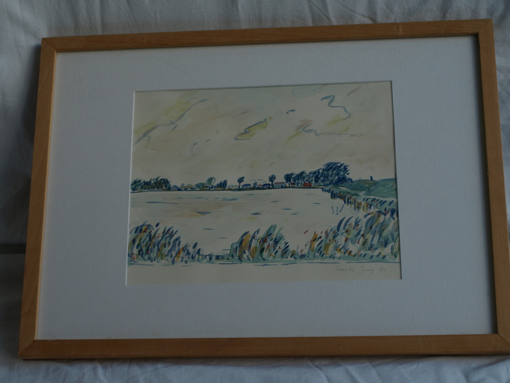 Anneke (Anne) Jung : Aquarel – Langs het IJsselmeer –gesigneerd & ingelijst–1980 kopen? Bied vanaf 1!