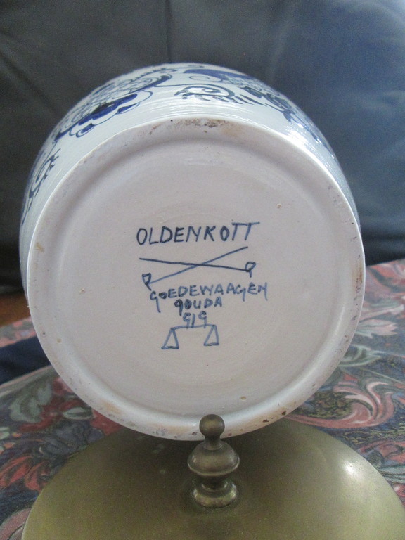 Tabakspot met geelkoperen deksel "Portorico" kopen? Bied vanaf 70!