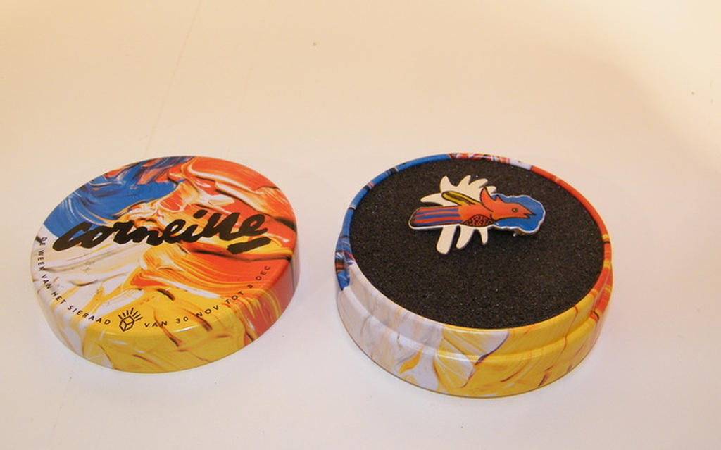 Corneille: zilveren broche in origineel doosje verkocht voor € 50!