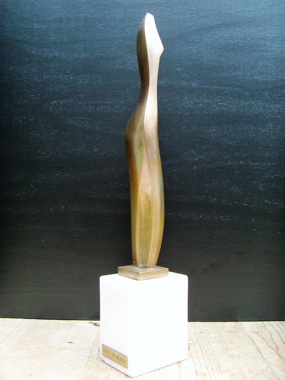 Emiel de Block: Bronzen beeldje op marmeren sokkel. kopen? Bied vanaf 700!