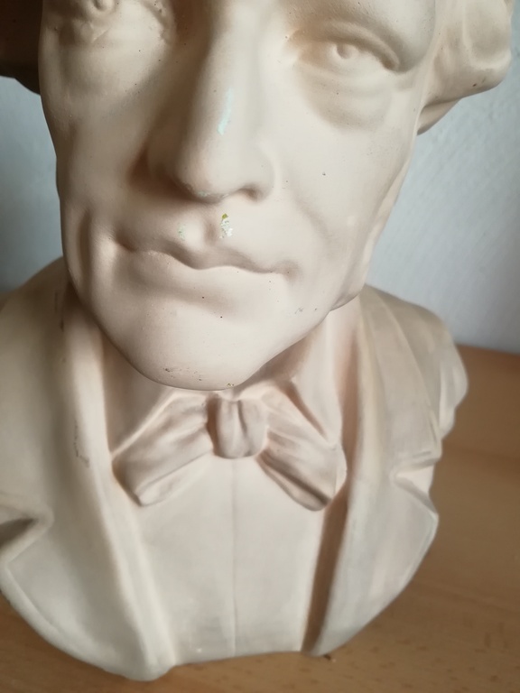 onbekend kunstenaar - buste in keramiek - Rutger Hauer buste kopen? Bied vanaf 1!