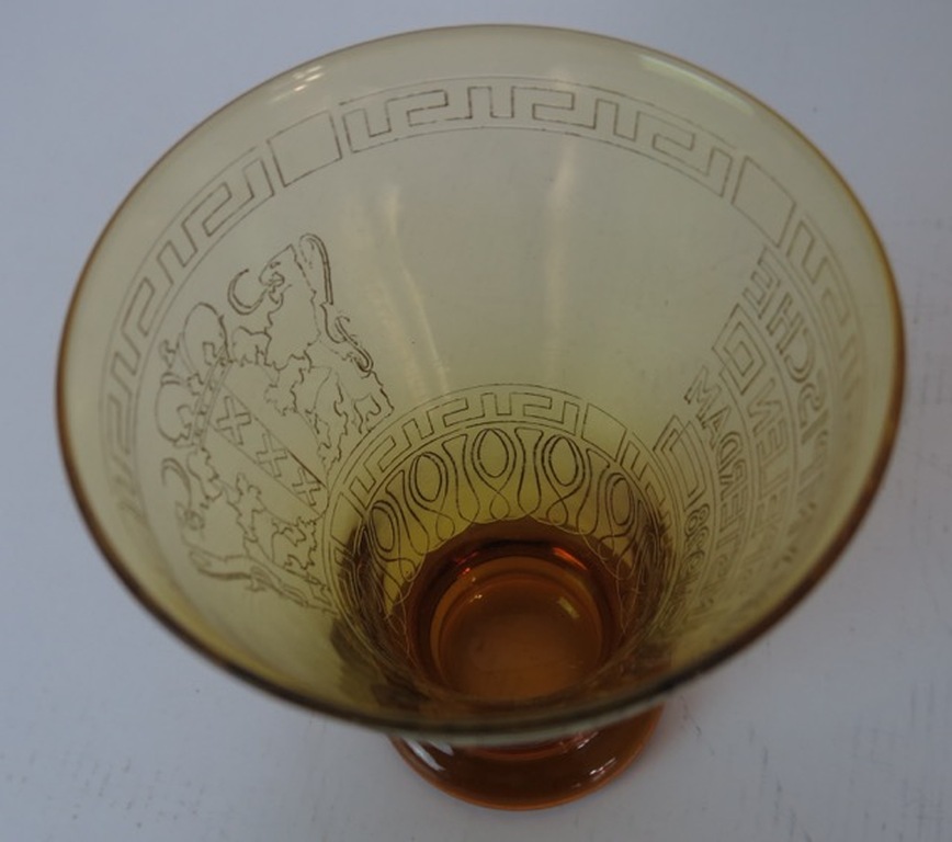 Leerdam: Glas Olympische Spelen 1928 en 2 keer oranje bekerglas kopen? Bied vanaf 120!
