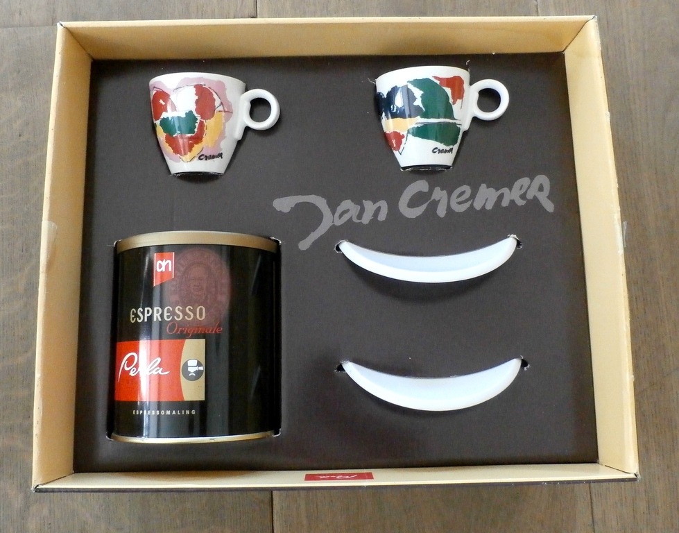 Jan Cremer - 2 expressokopjes en koffie in originele doos kopen? Bied vanaf 25!
