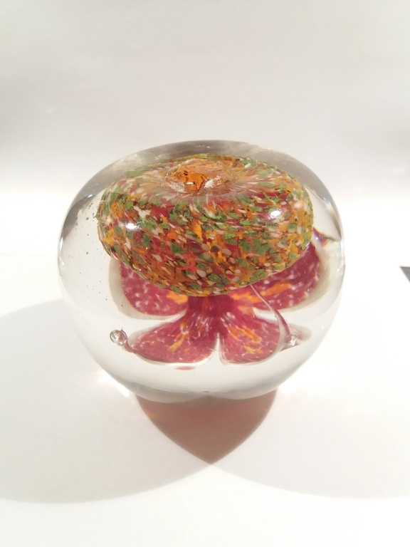 presse-papier met bloem 1960. kopen? Bied vanaf 1!