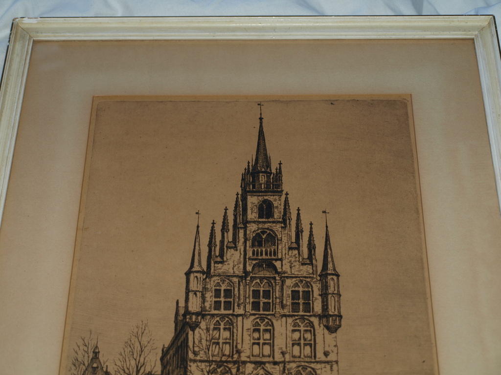 MARIUS JANSSEN (1885-1957) - Ets – Stadhuis Gouda–Gesigneerd & ingelijst–ca 1930 kopen? Bied vanaf 35!