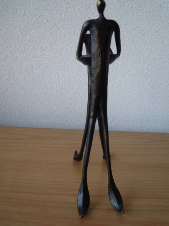 CORRY AMMERLAAN prachtig massief beeld 27 cm hoog. kopen? Bied vanaf 25!