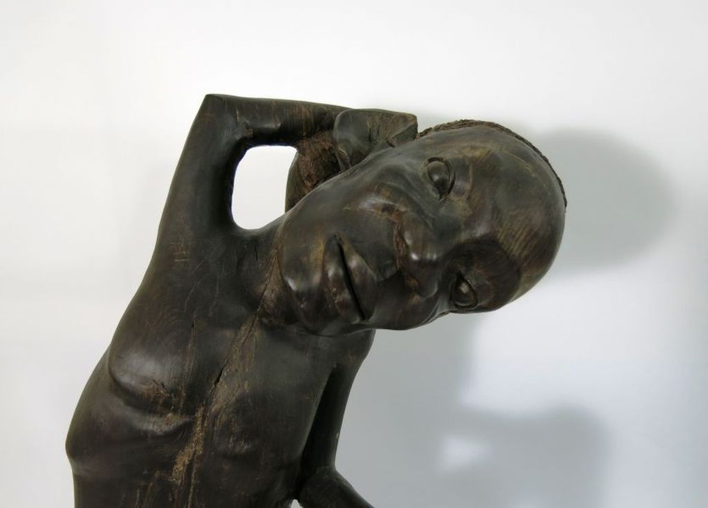 Kunstenaar onbekend, Indonesische man in kleermakerszit (groot) kopen? Bied vanaf 1!